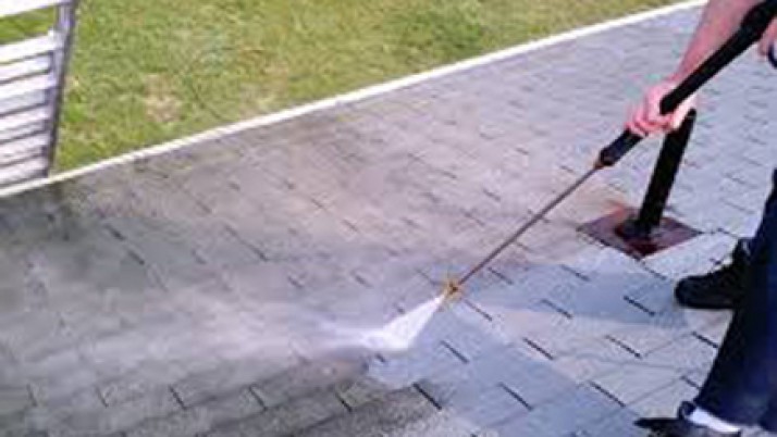 Roof Cleaning